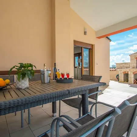 Villa Casa Manera *